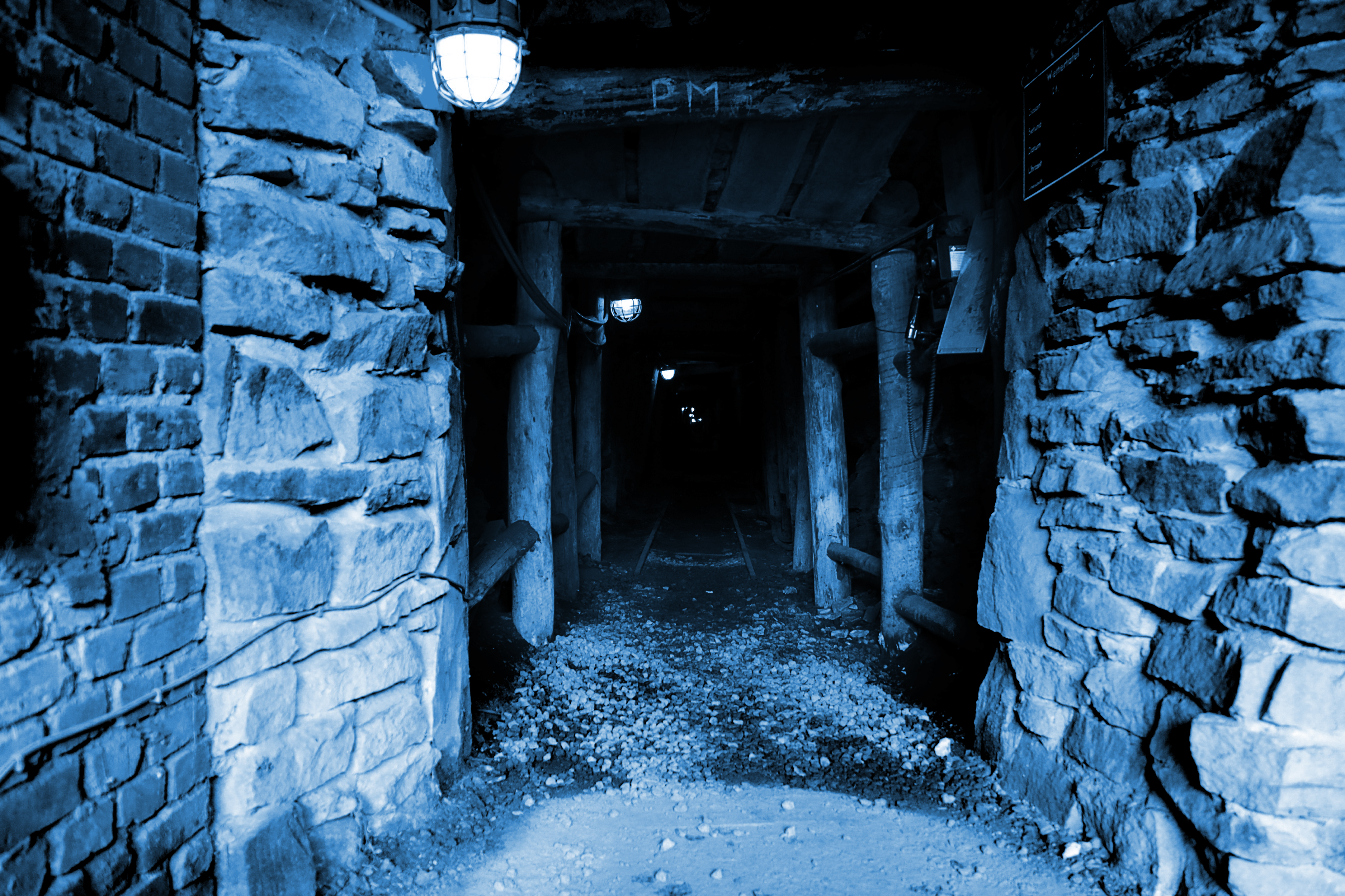 Blick in den Stollen der Zeche Nachtigall