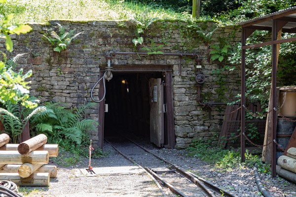 Blick in den Eingang des Nachtigallstollens