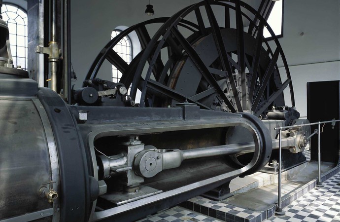 Historische Dampfmaschine auf der Zeche Nachtigall